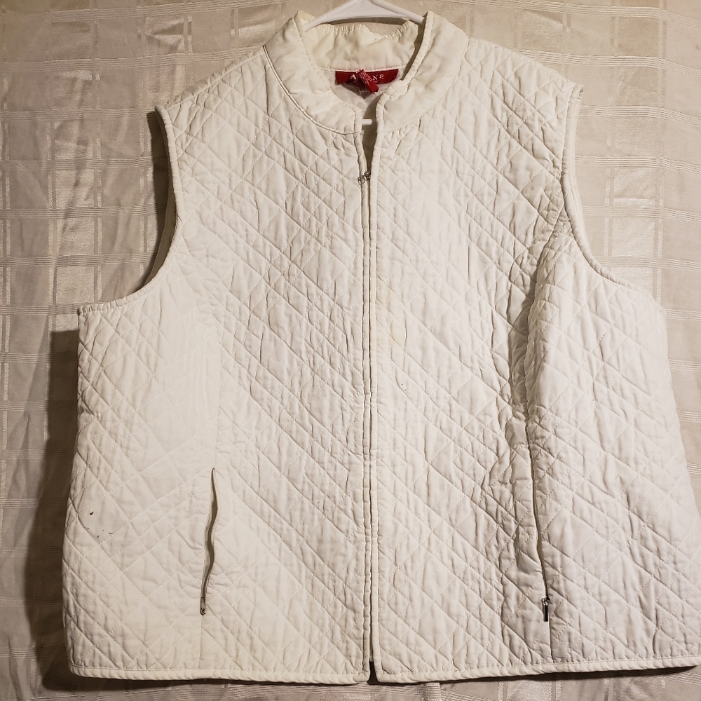 XL White Full zip vest
